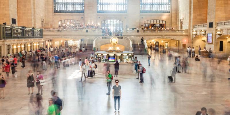 Wi-Fi 6与Wi-Fi 6E深度解析：从技术差异到实战部署的编程思维